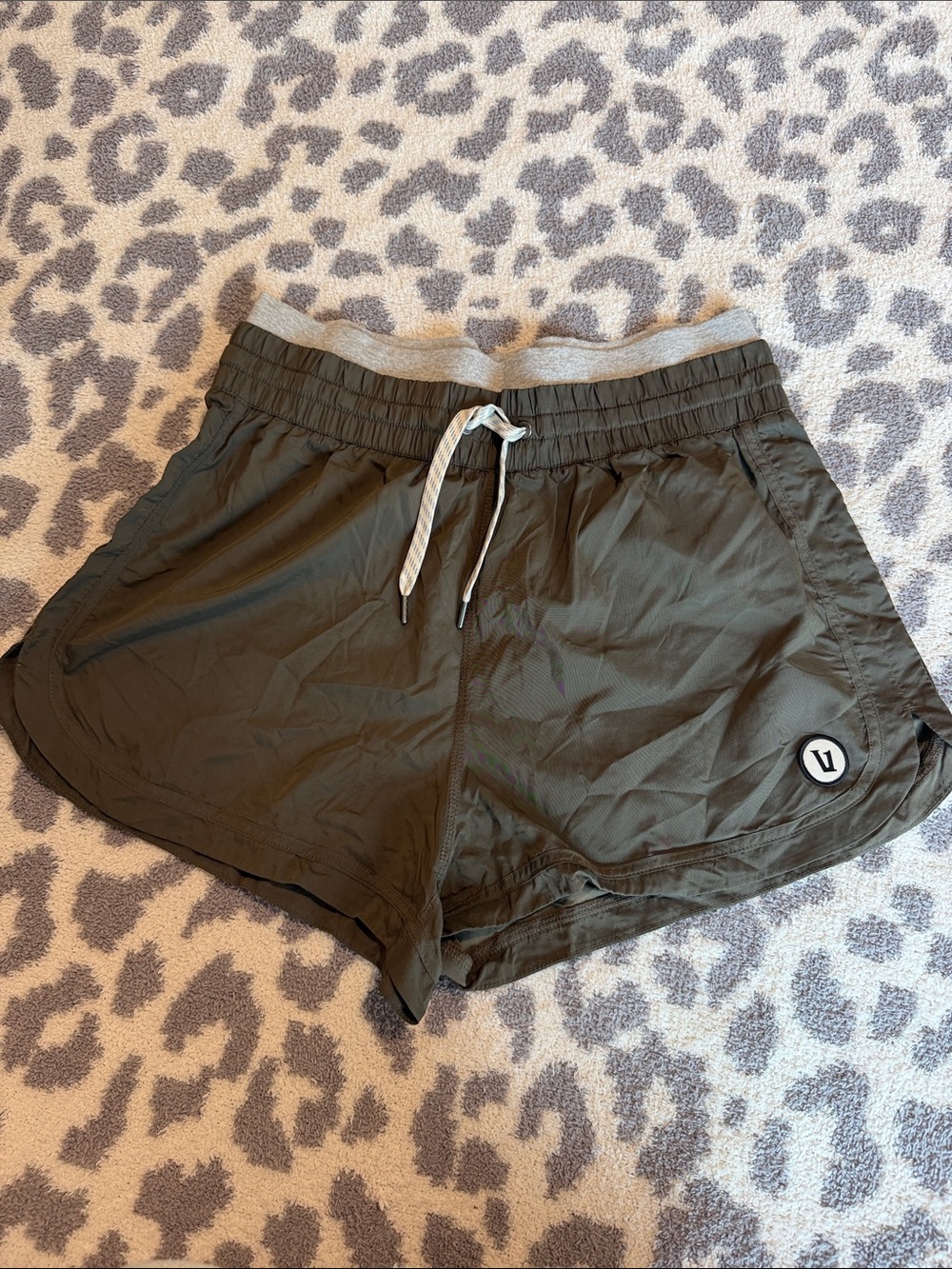 Vuori Olive Green Women's Athletic Drawstring Shorts